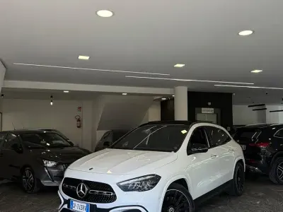 Usata Mercedes GLA200 AMG Line Premium 150 CV (110 kW) 2023 Bianco SUV