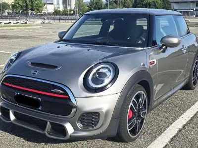 Usata Mini John Cooper Works 231 CV (169 kW) 2019 Grigio Utilitaria