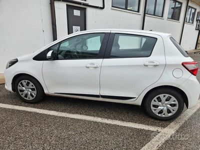 usata Toyota Yaris Van Diesel - 2018