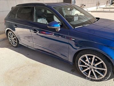 Usata Audi A3 S-Line 150 CV (110 kW) 2015 Blu Berlina