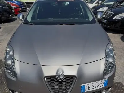 Usata Alfa Romeo Giulietta Super 120 CV (88 kW) 2016 Grigio Utilitaria
