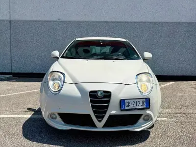 Usata Alfa Romeo MiTo 84 CV (61 kW) 2011 Bianco Utilitaria