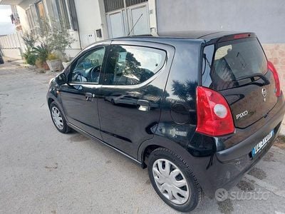 Nissan Pixo