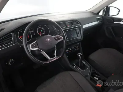 Usata VW Tiguan Life 150 CV (110 kW) 2021 Nero profondo SUV