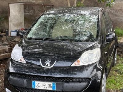 Nero Usata 2007 Peugeot 107 Utilitaria | 4399 € (Cara)
