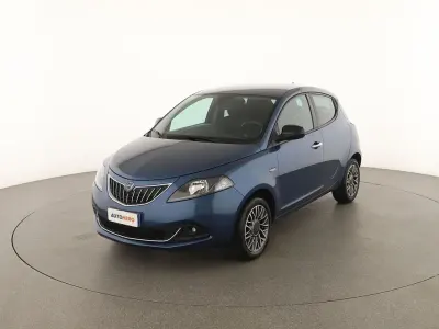 Usata Lancia Ypsilon Gold 70 CV (51 kW) 2023 Blu Utilitaria