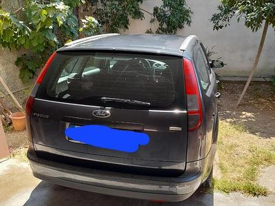 Usata Ford Focus 90 CV (66 kW) 2006 Grigio Station wagon