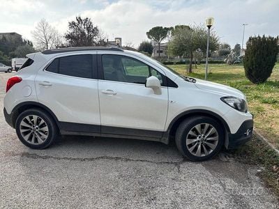 Usata Opel Mokka 130 CV (95 kW) 2015 Bianco SUV