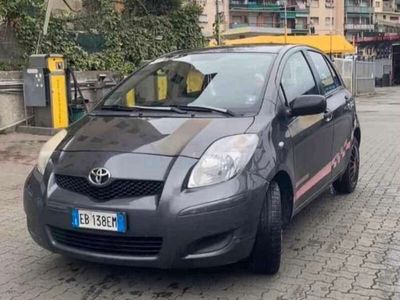 usata Toyota Yaris 5p 1.0 Active