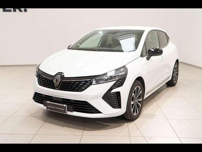 Usata Renault Clio V Techno 94 CV (69 kW) 2024 Bianco ghiaccio Berlina