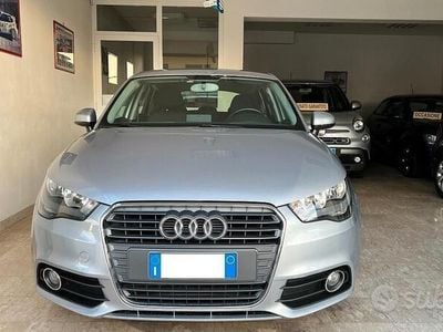 Usata Audi A1 Attraction 90 CV (66 kW) 2014 Grigio Utilitaria