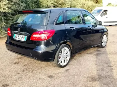 Usata Mercedes B180 Executive 109 CV (80 kW) 2014 Utilitaria