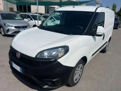 Usata Fiat Doblò 95 CV (69 kW) 2018 Bianco Monovolume