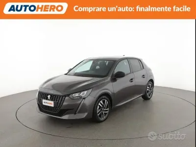Usata Peugeot 208 Allure 101 CV (74 kW) 2022 Grigio Utilitaria