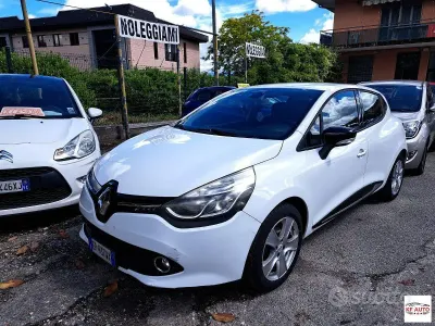Usata Renault Clio IV Life 75 CV (55 kW) 2013 Bianco Berlina