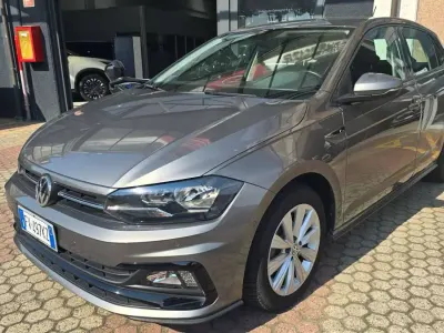 Usata VW Polo Highline 95 CV (69 kW) 2019 Grigio Utilitaria
