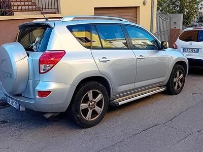 Usata Toyota RAV4 150 CV (110 kW) 2008 Grigio SUV