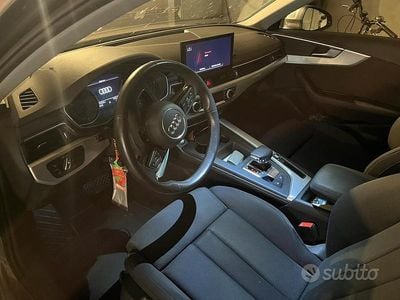 Usata Audi A4 190 CV (139 kW) 2019 Grigio Station wagon