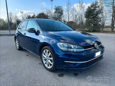 Usata VW Golf VII IQ Drive 115 CV (84 kW) 2019 Blu Utilitaria