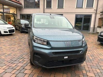 Nuova Fiat Doblò 131 CV (96 kW) 2025 Blu Monovolume