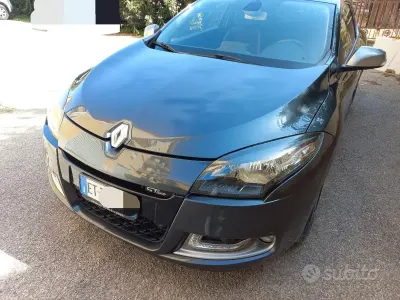 Usata Renault Mégane Coupé 110 CV (80 kW) 2013 Grigio Coupé