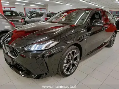 Usata BMW 120 M Sport 170 CV (125 kW) 2025 Nero Utilitaria