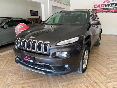 Usata Jeep Cherokee Limited 170 CV (125 kW) 2015 Grigio SUV