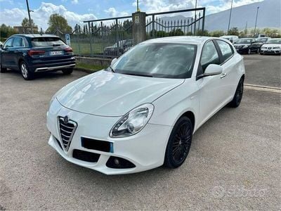 Usata Alfa Romeo Giulietta Progression 170 CV (125 kW) 2010 Bianco Utilitaria