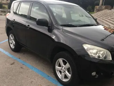 Usata Toyota RAV4 Sol 136 CV (100 kW) 2007 Nero SUV