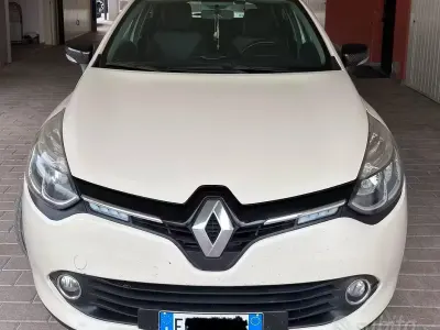 Usata Renault Clio IV 75 CV (55 kW) 2016 Bianco Berlina