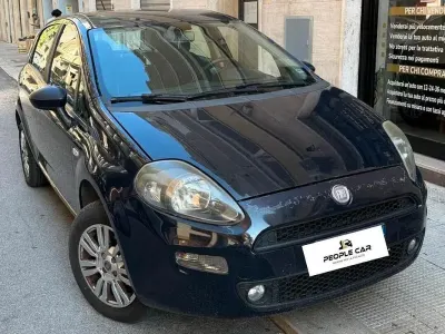 Usata Fiat Punto 70 CV (51 kW) 2014 Nero Utilitaria