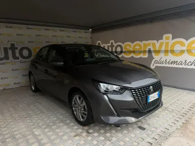 Gebraucht Peugeot 208 101 PS (74 kW) 2020 Grau Kleinwagen