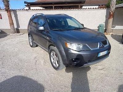 Usata Mitsubishi Outlander Instyle 140 CV (102 kW) 2008 Grigio SUV