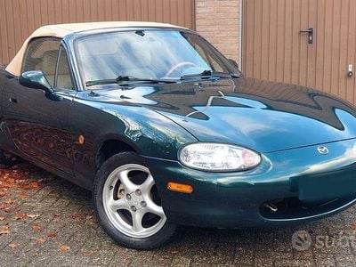 Begagnad Mazda MX5 110 HK (80 kW) 1999 Grön Cab