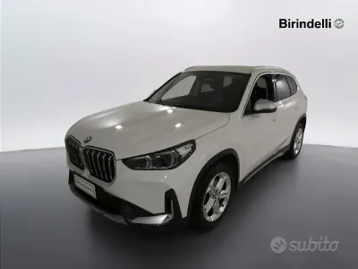 Usata BMW X1 xLine 150 CV (110 kW) 2023 Alpin white pastello SUV