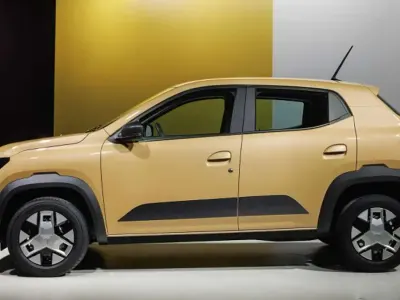 Nuova Dacia Spring Expression 19 kW (26 CV) 2026 Argento Utilitaria