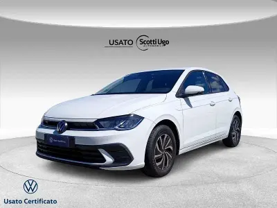 Begagnad VW Polo Life 95 HK (69 kW) 2023 Vit Halvkombi