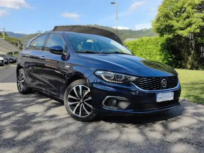 Usata Fiat Tipo Lounge 120 CV (88 kW) 2018 Blu Berlina