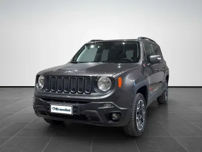 Usata Jeep Renegade Trailhawk 170 CV (125 kW) 2018 Grigio SUV