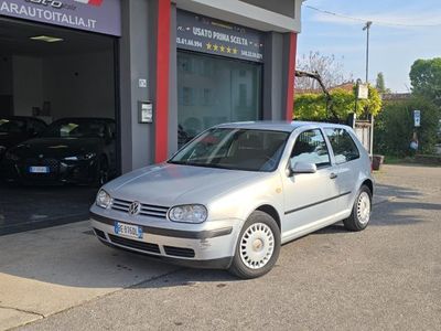 VW Golf IV