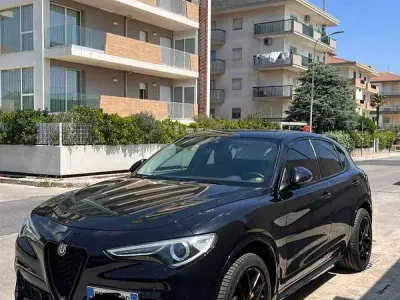 Usata Alfa Romeo Stelvio Business 209 CV (153 kW) 2019 SUV