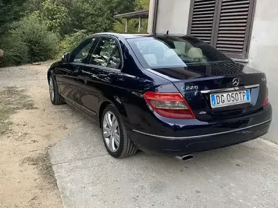 Usata Mercedes C220 Avantgarde 170 CV (125 kW) 2007 Berlina