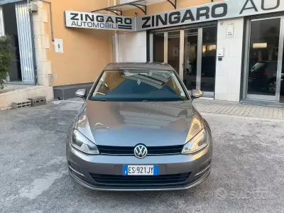 Usata VW Golf VII Trendline 105 CV (77 kW) 2013 Grigio Berlina