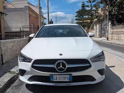 Usata Mercedes CLA200 Premium 163 CV (119 kW) 2020 Station wagon