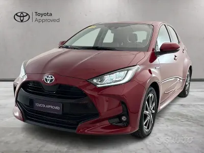 Usata Toyota Yaris Hybrid Trend 2021 Rosso Berlina
