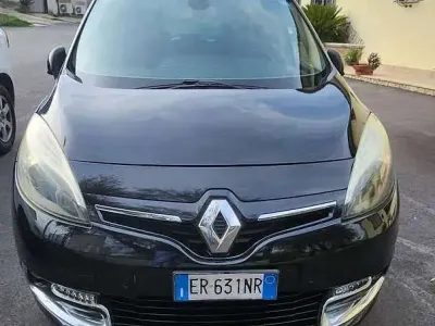 Usata Renault Scénic III 110 CV (80 kW) 2013 Nero Monovolume