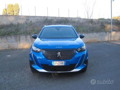 Usata Peugeot 2008 Allure 131 CV (96 kW) 2023 Blu SUV
