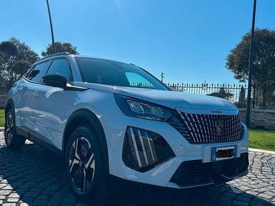 Gebraucht Peugeot 2008 Allure 131 PS (96 kW) 2025 Weiß SUV