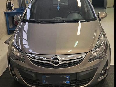 Usata Opel Corsa Sport 95 CV (69 kW) 2014 Marrone Berlina