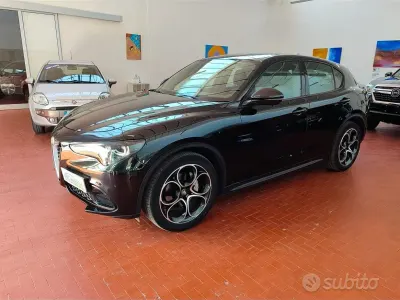 Usata Alfa Romeo Stelvio 160 CV (117 kW) 2023 Nero SUV